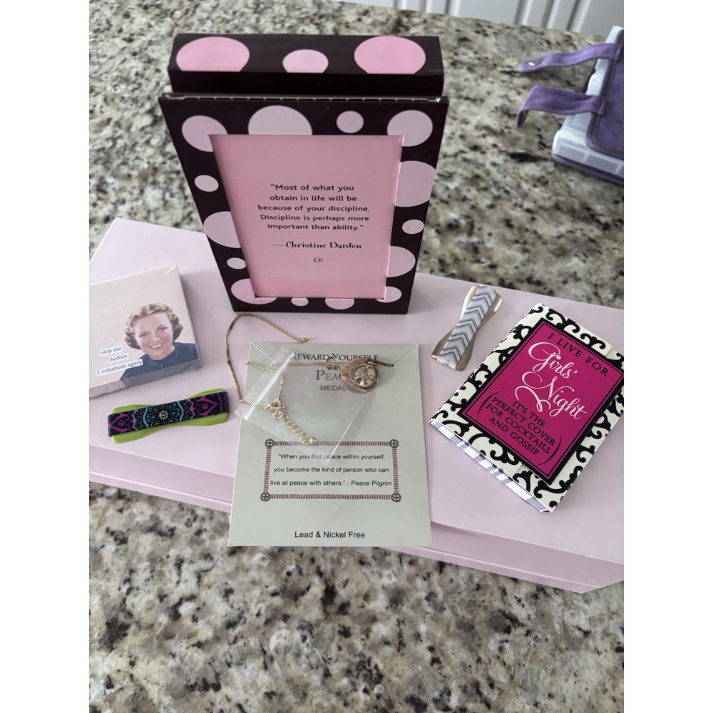 Girly Bundle Of Goodies, Post-It Notes, Piece, Necklace, Notepad, Inspiration